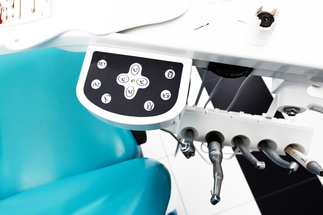 Jak nowoczesne technologie wpływają na skuteczność odbudowy zębów? Przegląd uniwersalnych systemów łączących