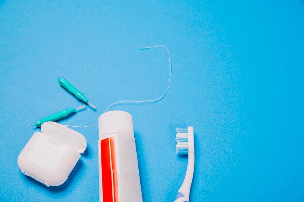 Jak prawidłowo dbać o higienę jamy ustnej – porady profesjonalistów z gabinetu stomatologicznego